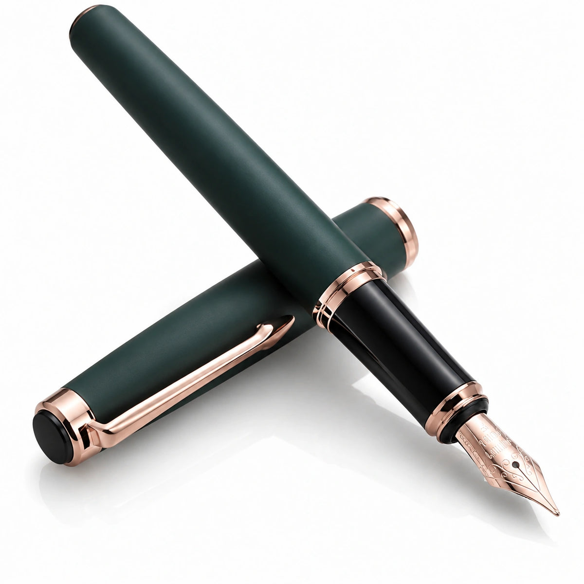 Pluma estilográfica verde con detalles en oro rosa
